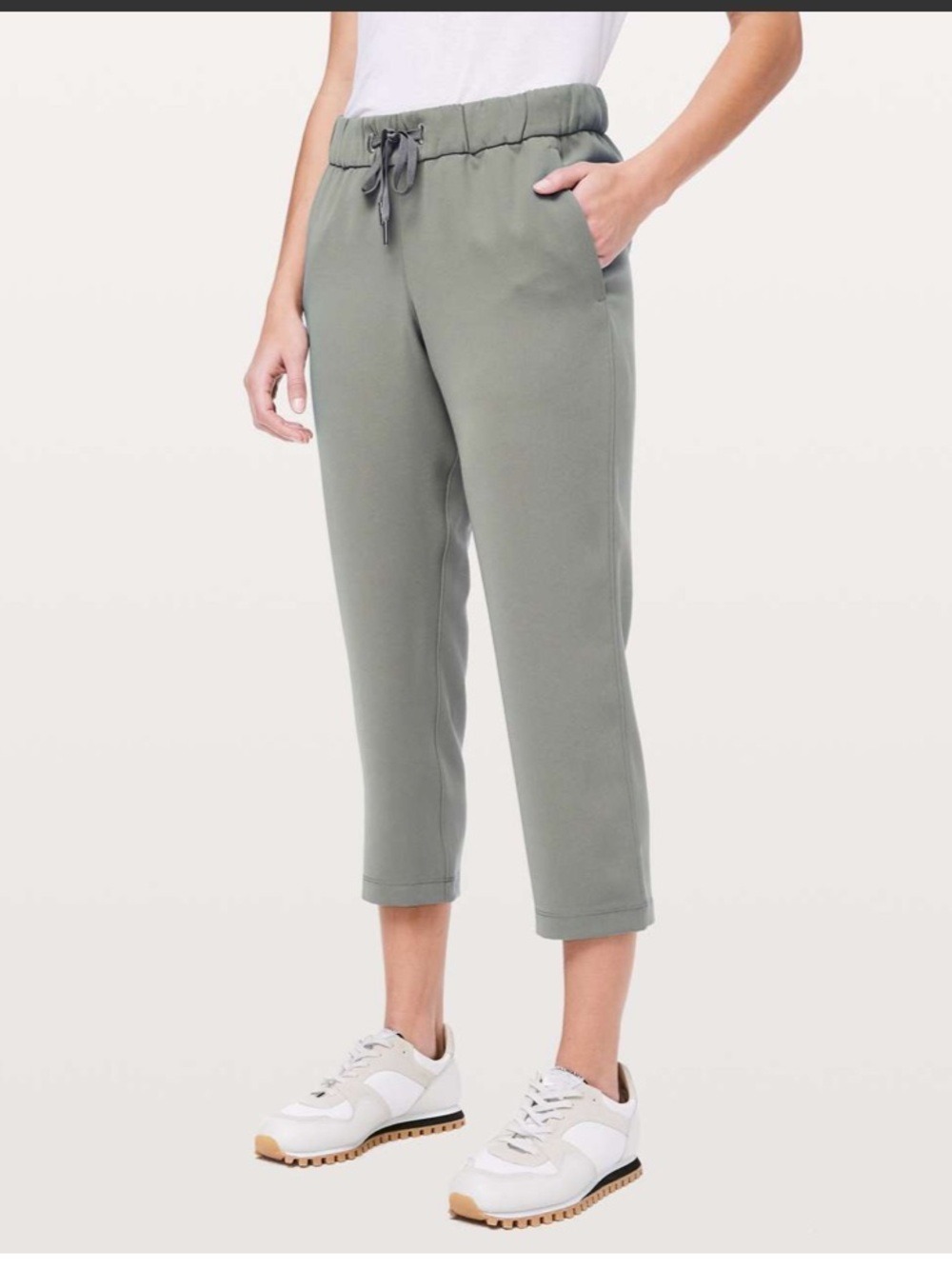 Lululemon On The Fly Crop capris pants in
Grey Sage